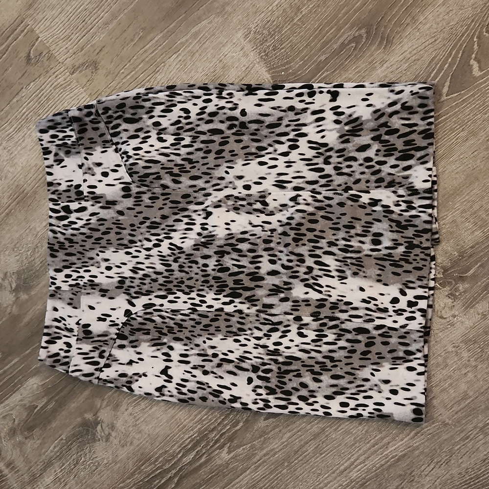 New York & Company Leopard Stretch Pencil Skirt
